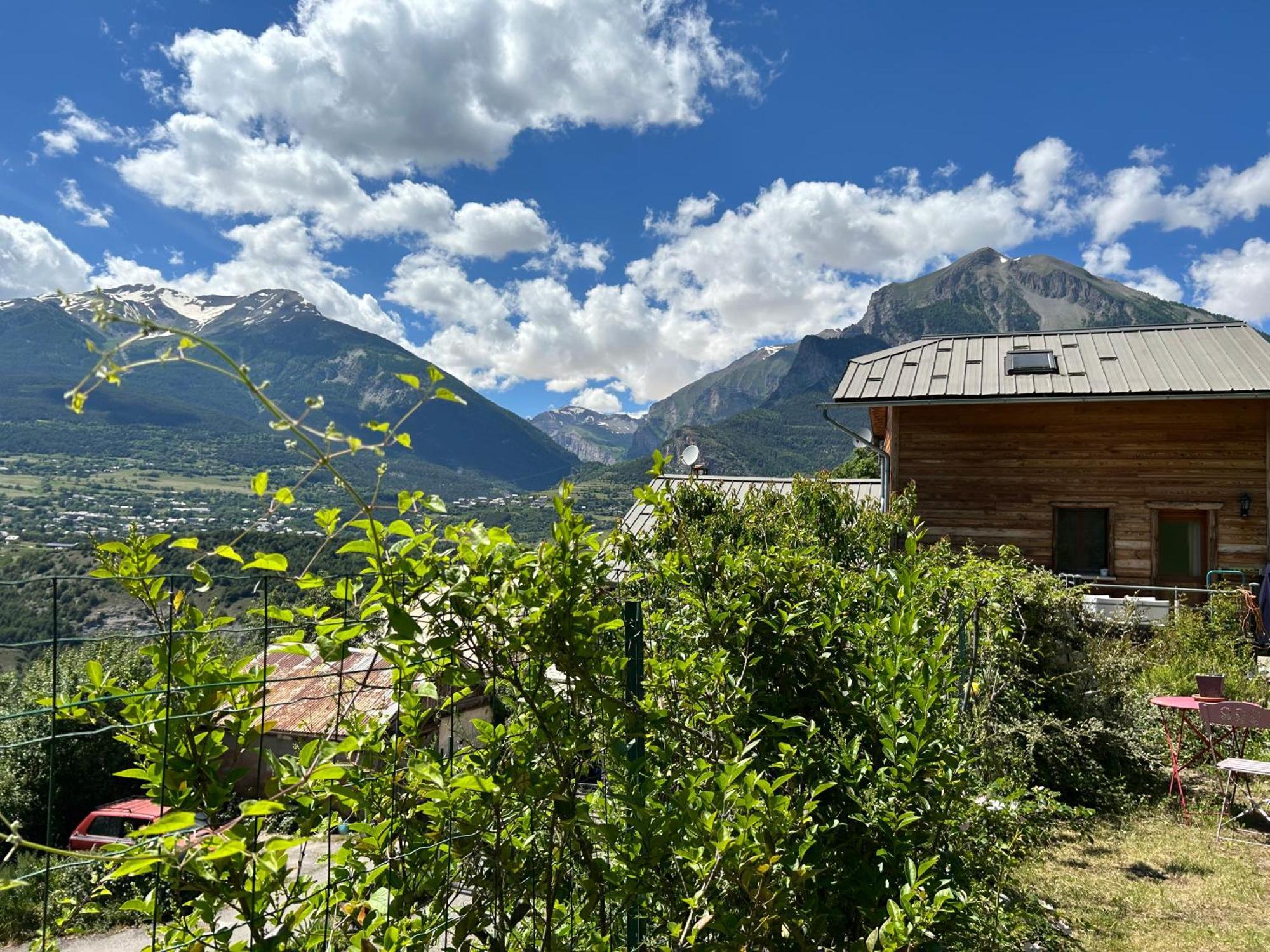 Le Petit Soleil Apartamento Siguret Exterior foto